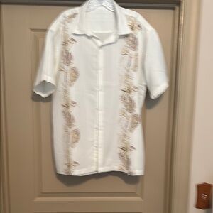 Express White Casual Button Down Shirt with Subtle Floral Design
